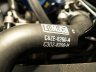 24 - <p><em>'FoMoCo radiator hose' </em></p>
<p>dit is de bovenste radiateur slang met de juiste opdruk, de onderste slang heeft dezelfde opdruk.</p>